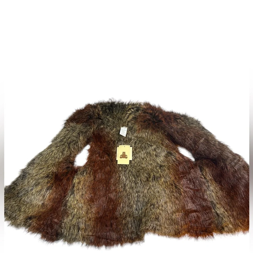 Gap Kids Girls Ivory‎ Cable Knit Sweater and Faux Fur Reversible Vest Siz…